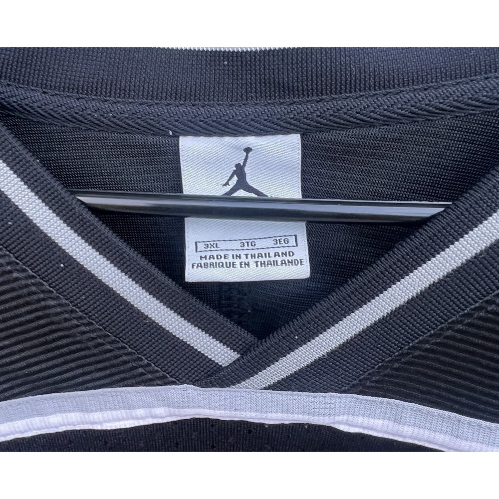 Jordan Men's Black and White Jersey Shirt - Picture 6 of 8
